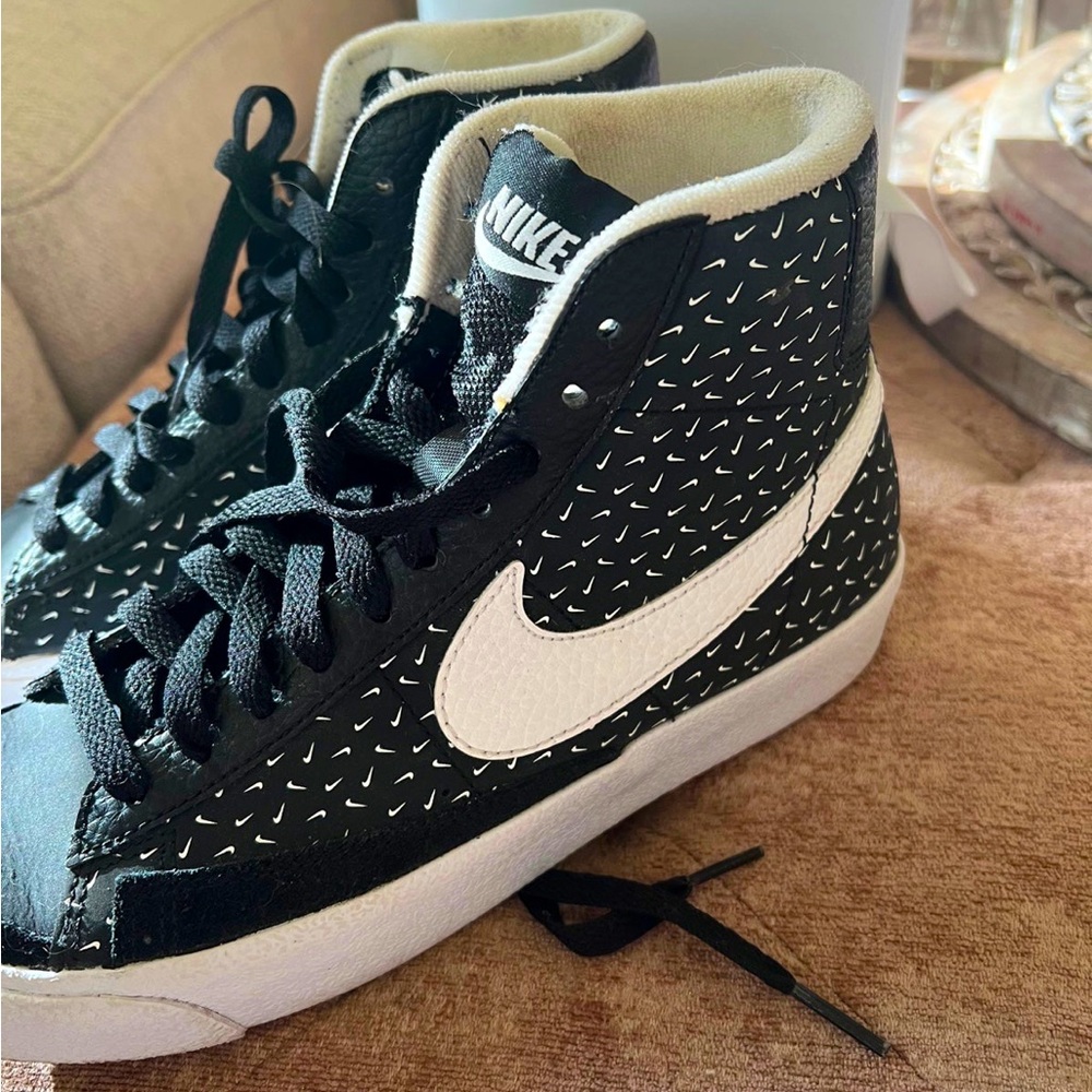 NIKE BLAZERS KIDS USED